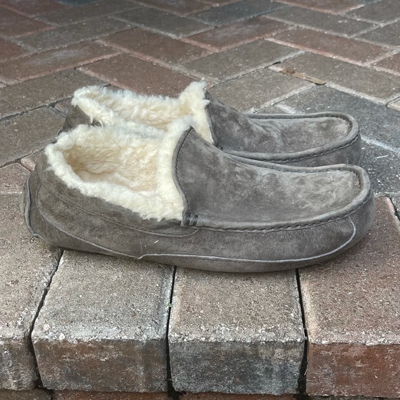 UGG grey suede Ascot loafers - Picture 11 of 11